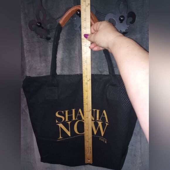Shania Twain "Shania Now Tour" VIP Black Canvas Tote Bag Leather Handles EUC - Picture 9 of 11